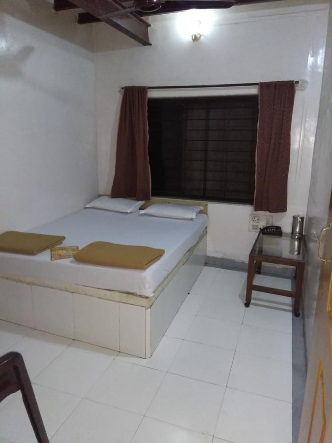 Hotel Ashoka 罗纳瓦拉 外观 照片